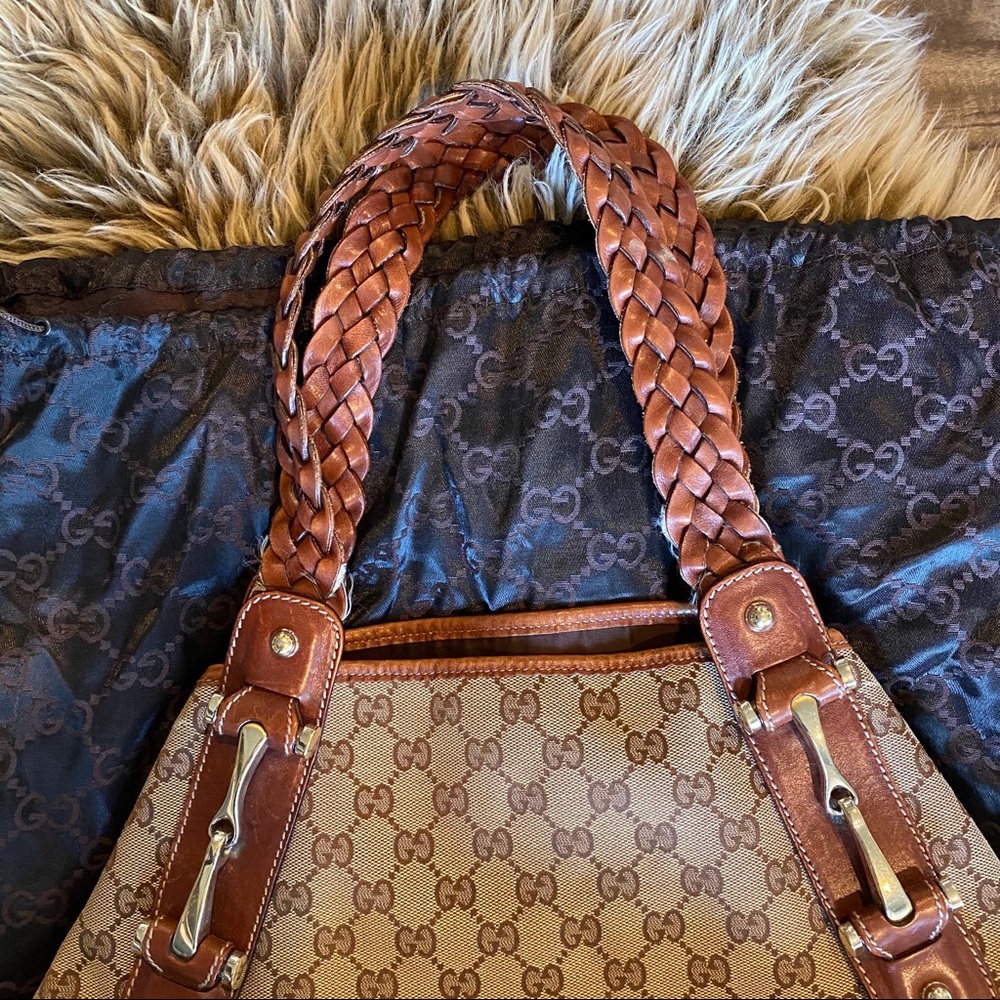 1. Additional pics Brown Gucci Pelham - Picture 8 of 16